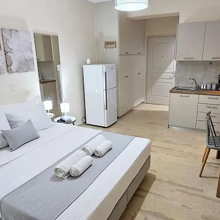 The Blue Door - Cosy Apartment *