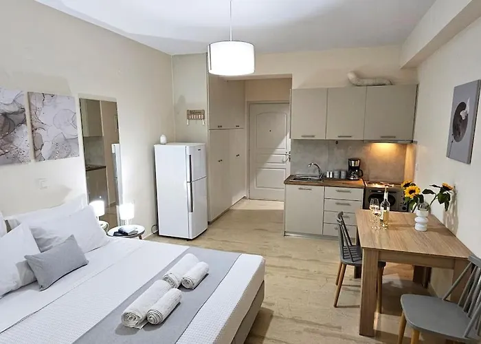 The Blue Door - Cosy Retimno