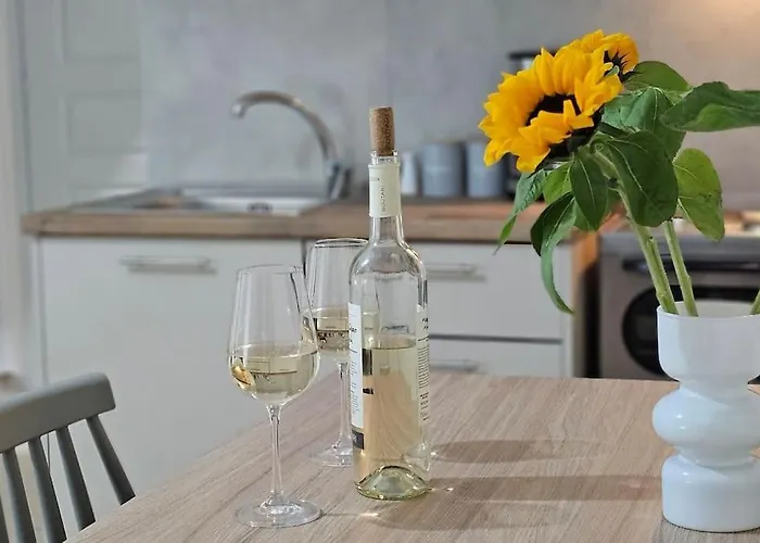 The Blue Door - Cosy *